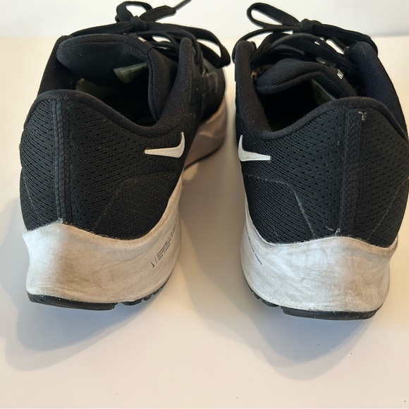 Men’s Nike AirZoom Pegasus 38 - Picture 6 of 11